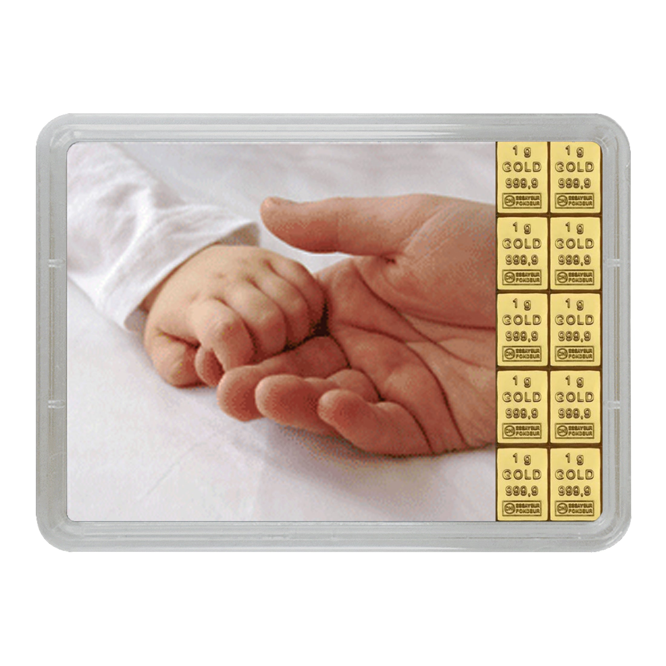 Symbolisches Geschenk zur Geburt – eine Babyhand greift nach der schützenden Hand eines Erwachsenen, daneben zehn 1g Goldbarren (999,9 Feingold) in einer transparenten Box angeordnet. Ein hochwertiges und bedeutungsvolles Präsent zur Feier eines neuen Lebens.